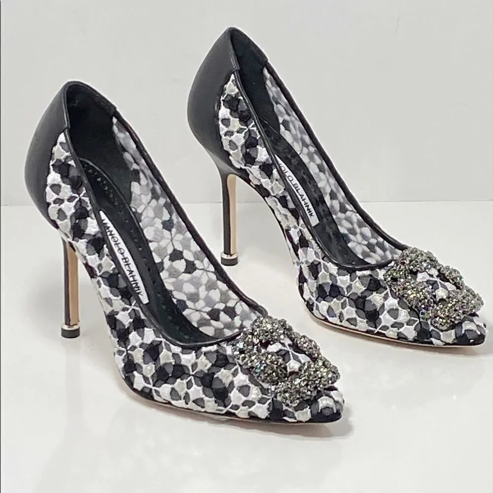 Manolo Blahnik Hangisi 105 Embellished Embroidered Pumps size 36